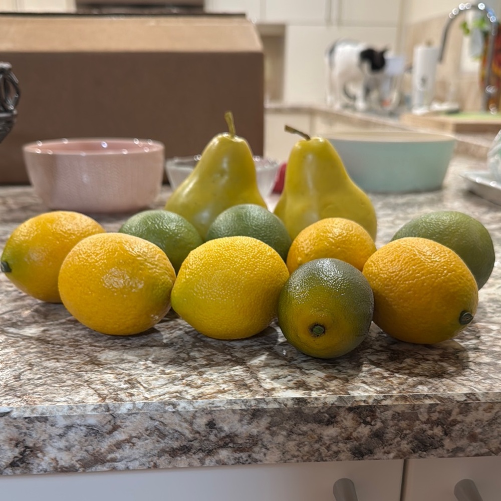 Citrus and Pears for Decor